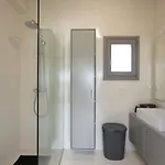 Private Màou *