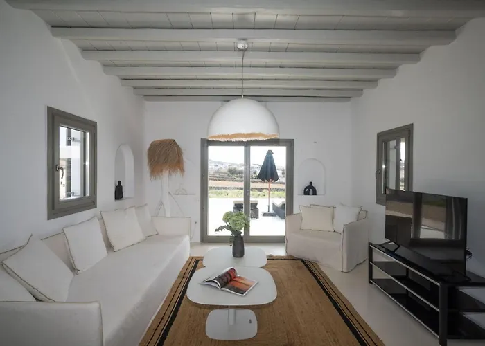 Private Maou Άνω Μερά